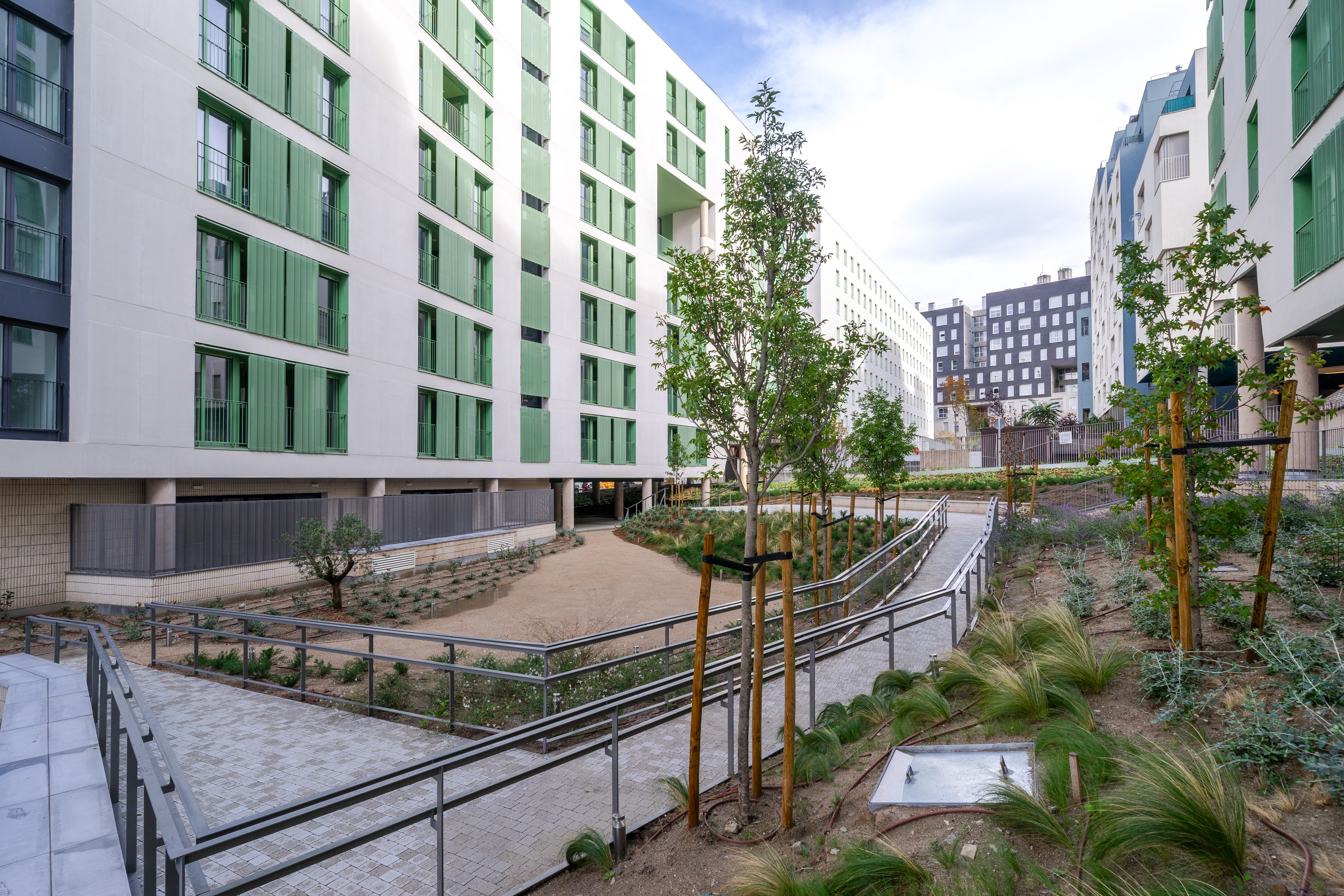 Imagen de archivo de la nueva promoci&oacute;n de Nuestra Se&ntilde;ora de los &Aacute;ngeles 14 en Puente de Vallecas